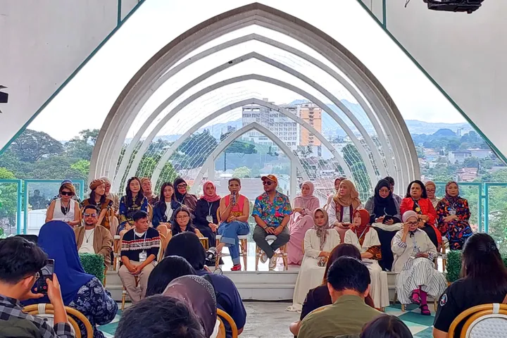 32 Desainer Ternama: The Runway 2025, Jalan Menuju Internasional