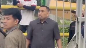 Anggota DPRD Tabrak Pendemo? Fakta Mengejutkan Kasus Mazda CX-5