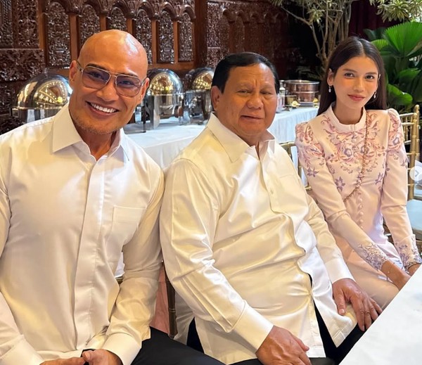 Deddy Corbuzier Bisnis Kuliner: Nasi Padang & Bakery Hits