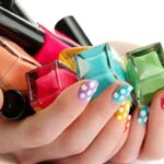 Ganti Warna Kuku Sesuka Hati? 7 Peel Off Nail Polish Terbaik!