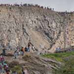 Gunung Bromo Ditutup: Yadnya Kasada, Saksi Ritual Suci