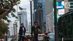 IMF Prediksi: Pengangguran Indonesia 5% di 2025, Siap Hadapi?