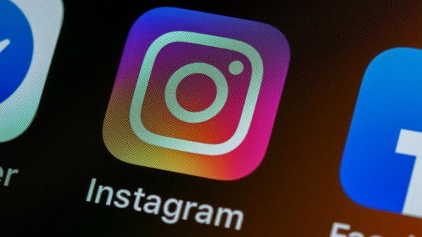 Instagram Repost: Fitur Baru, Uji Coba Lagi? Inilah Bocorannya!