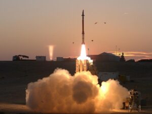 Israel Hadang Rudal Iran: Teknologi Kuno Lawan Modern