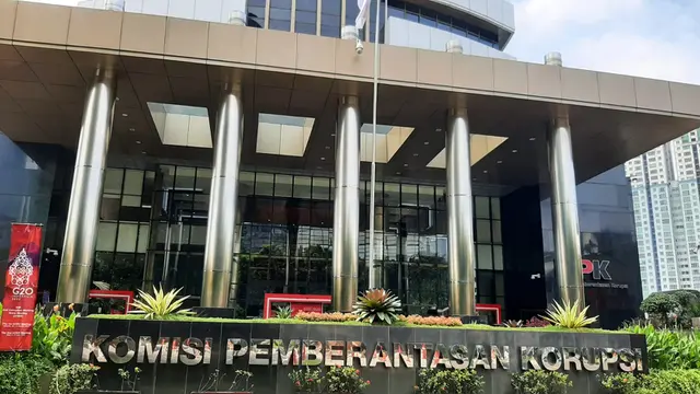 KPK Geledah Kantor, Sita Rp300 Juta & Dokumen TKA