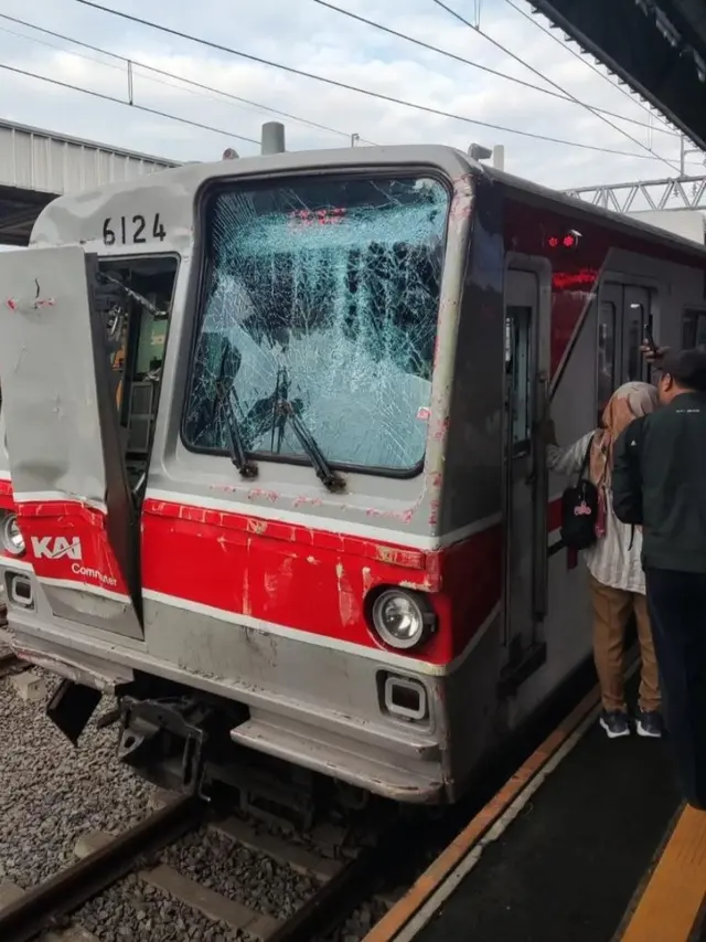 KRL Tabrak Truk Tangerang: Kronologi Kecelakaan Kereta Api