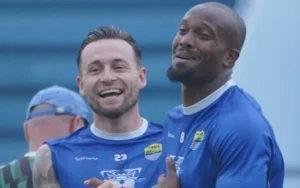 Nonton Live Streaming Persib vs Persis: Marc Klok Juara?