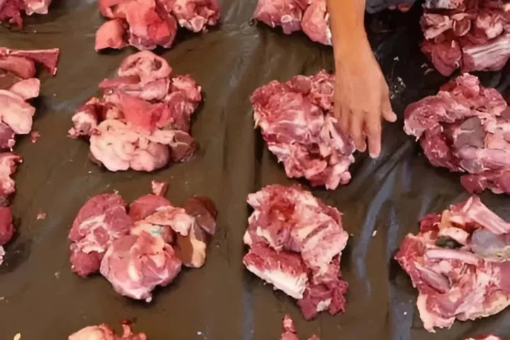 Rahasia Awet Daging Kurban: Cuci atau Tidak? Tips Bandung Raya