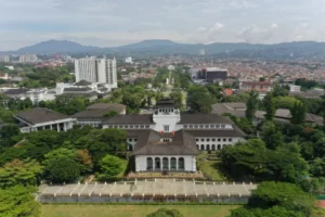 Rekomendasi 10 Kota Termaju Jawa Barat: Bandung, Bogor, atau...?