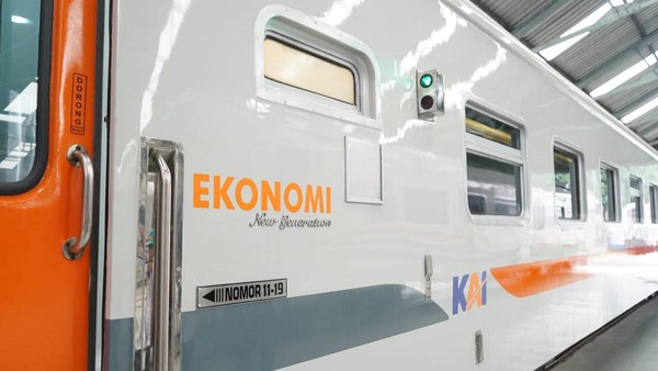 Rekomendasi Kelas Kereta Api: Harga & Tipe C, P, Q, S, CA