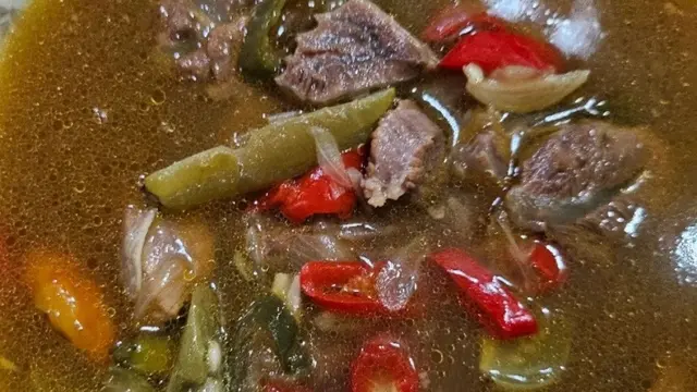 Resep Asem-Asem Sapi Pedas: Rahasia Daging Empuk dan Kuah Segar