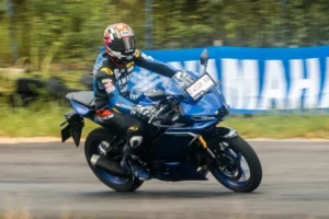 Safety Riding Yamaha R-Series: Faerozi Ajar BLU CRU Tasikmalaya
