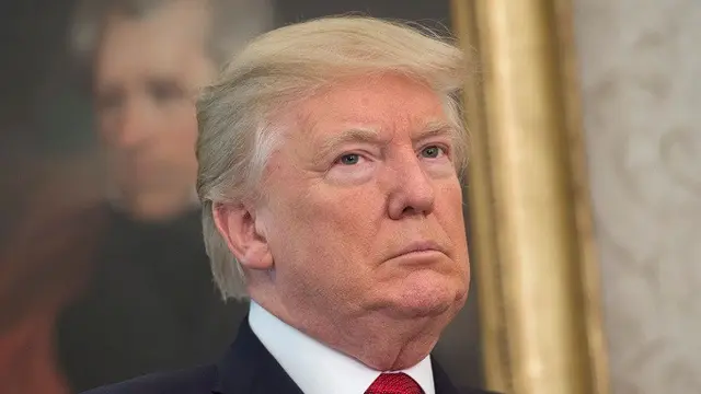 Trump Desak Lagi Ketua Fed Powell: Akankah Bunga Naik?