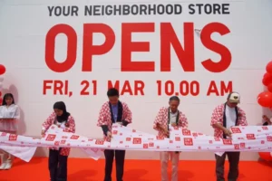 UNIQLO Grand Kota Bintang: LifeWear Terbaru, Gaya Baru Toko Neighborhood