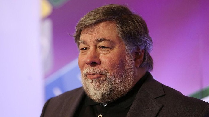 Pendiri Apple Ngaku Jarang Pakai AI, Katanya Mengecewakan